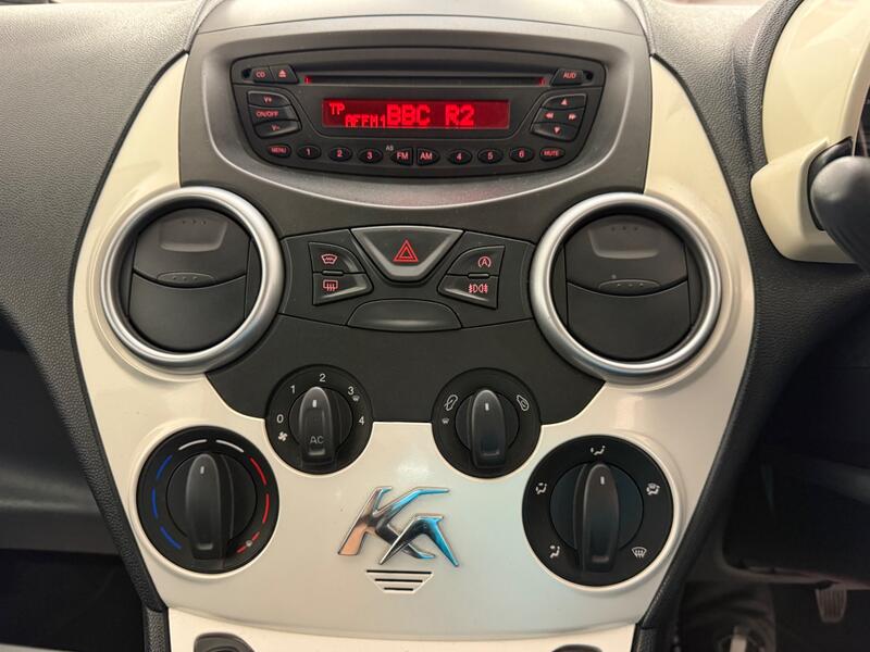 FORD KA