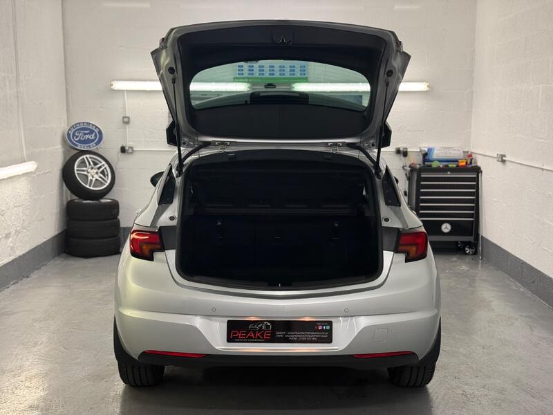 VAUXHALL ASTRA