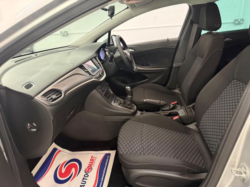 VAUXHALL ASTRA