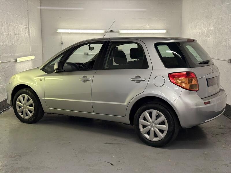 SUZUKI SX4