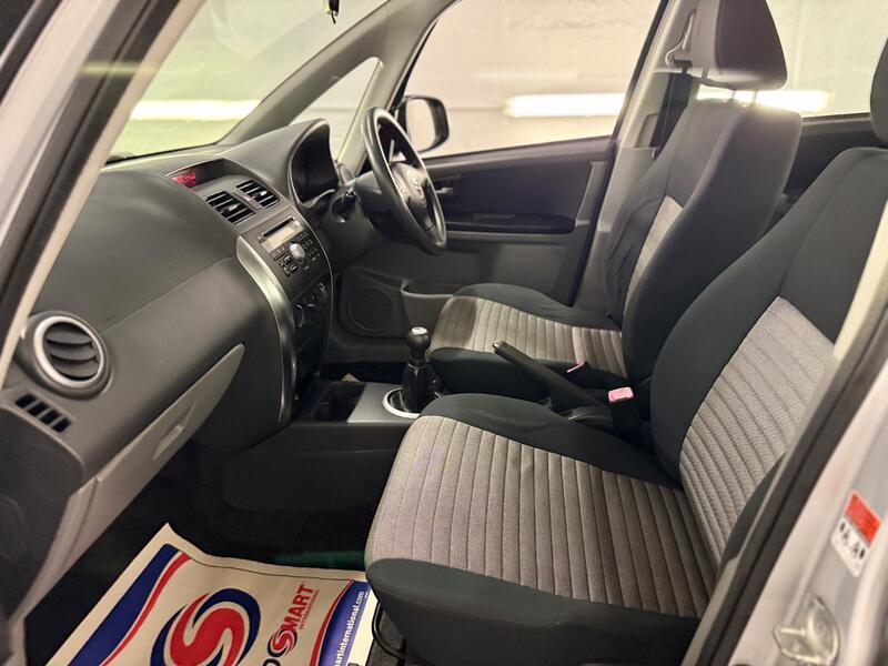 SUZUKI SX4