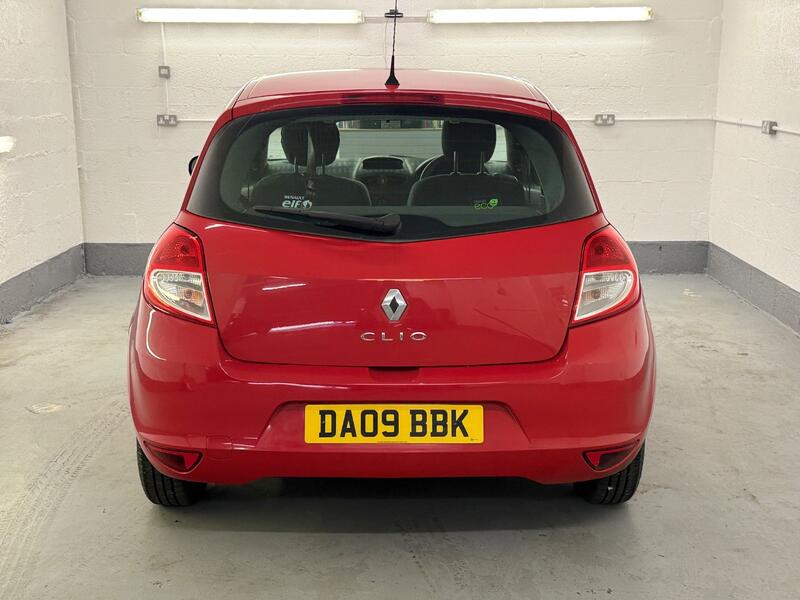 RENAULT CLIO