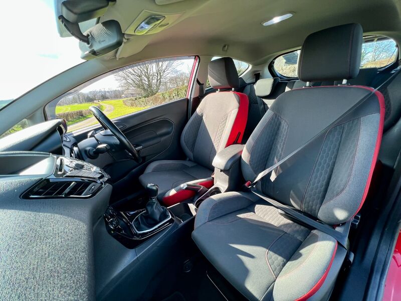 FORD FIESTA