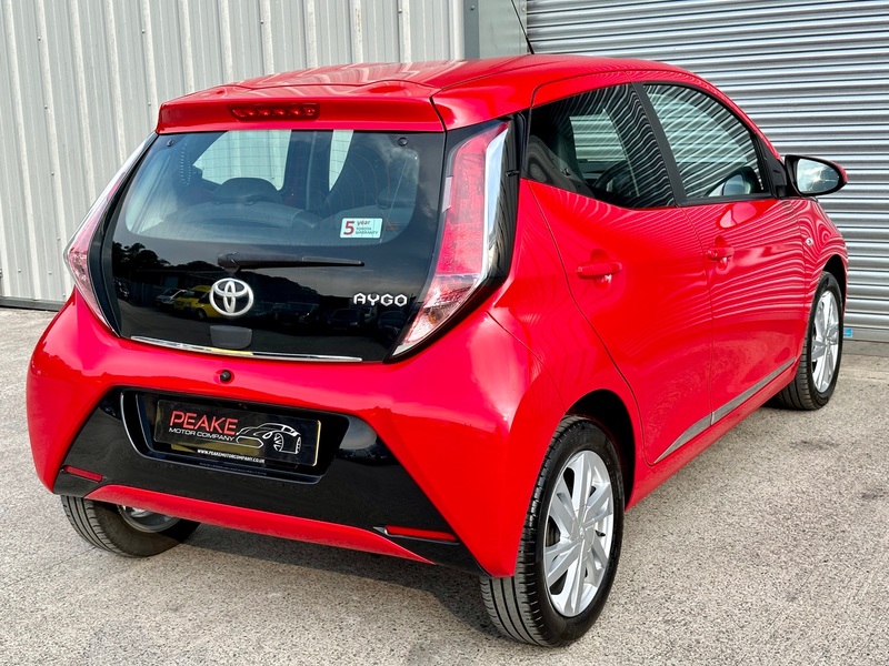 TOYOTA AYGO