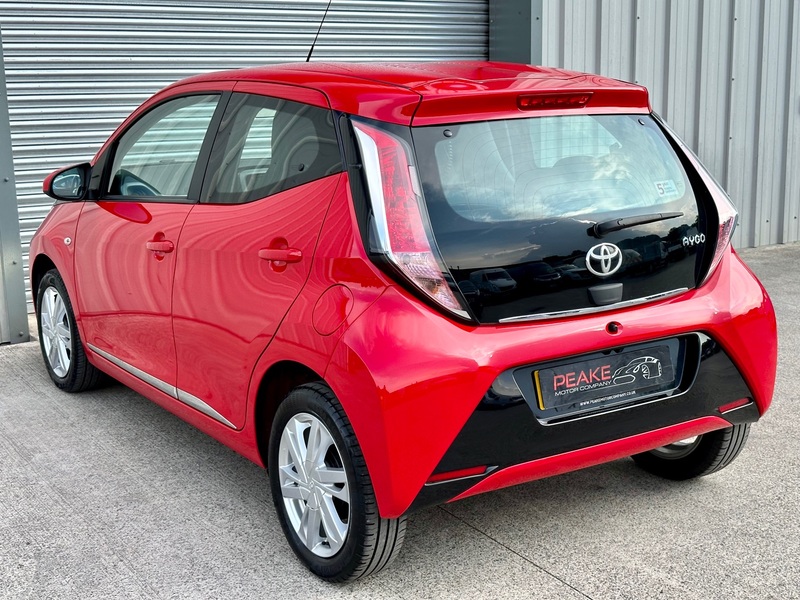 TOYOTA AYGO