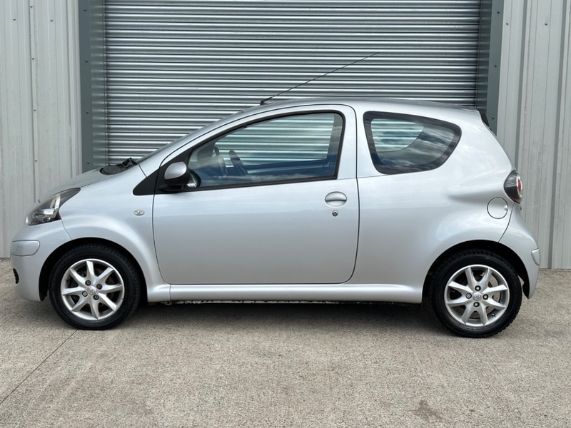TOYOTA AYGO