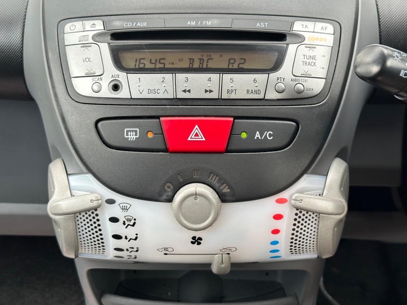 TOYOTA AYGO