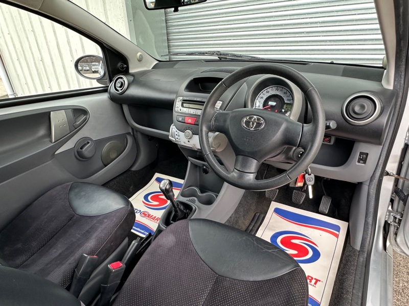 TOYOTA AYGO